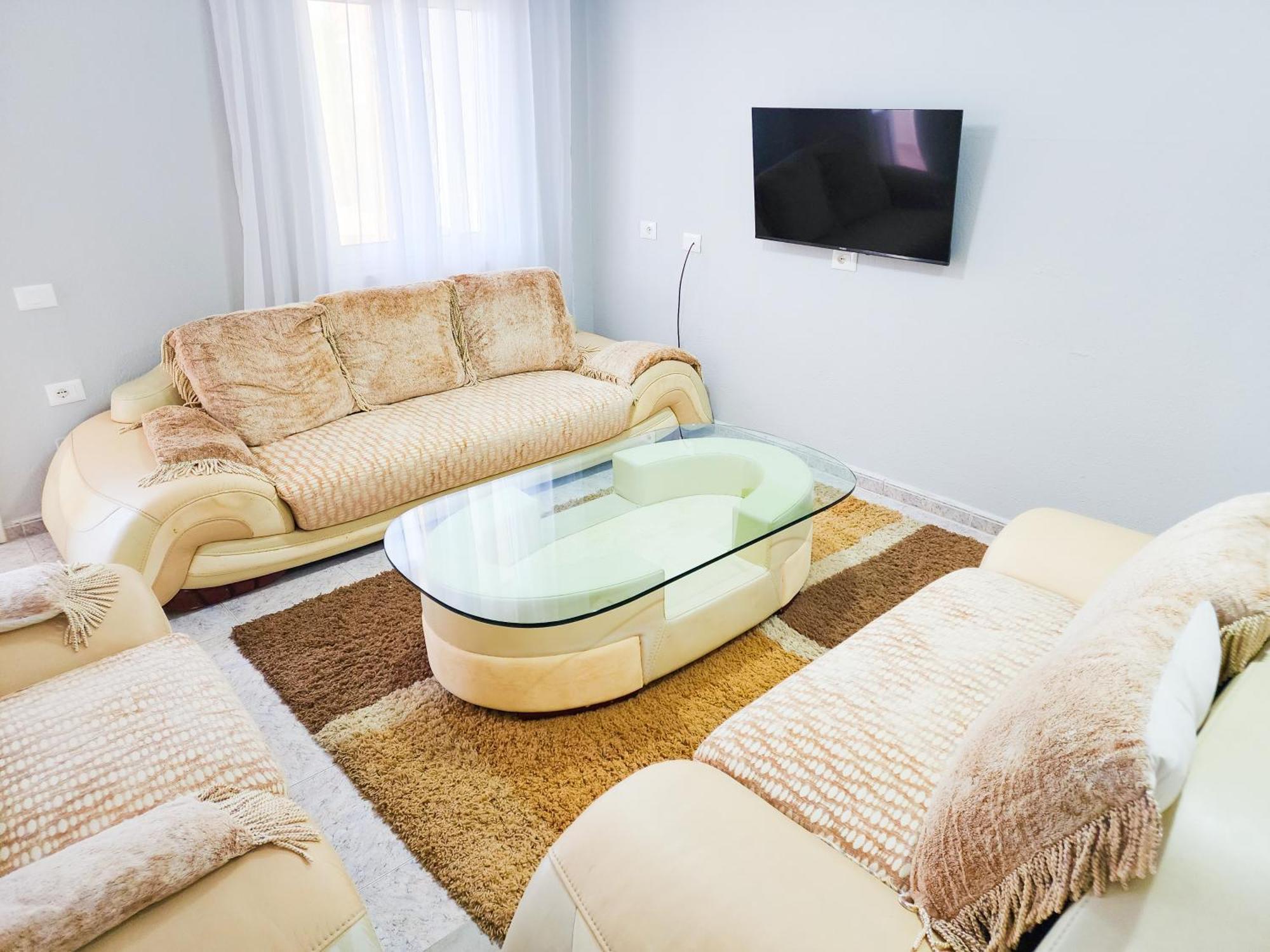 Sweet 3 * Tirana